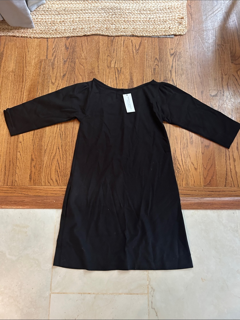 Black Mini Dress with Scoop Neck and Three-Quarter Sleeves